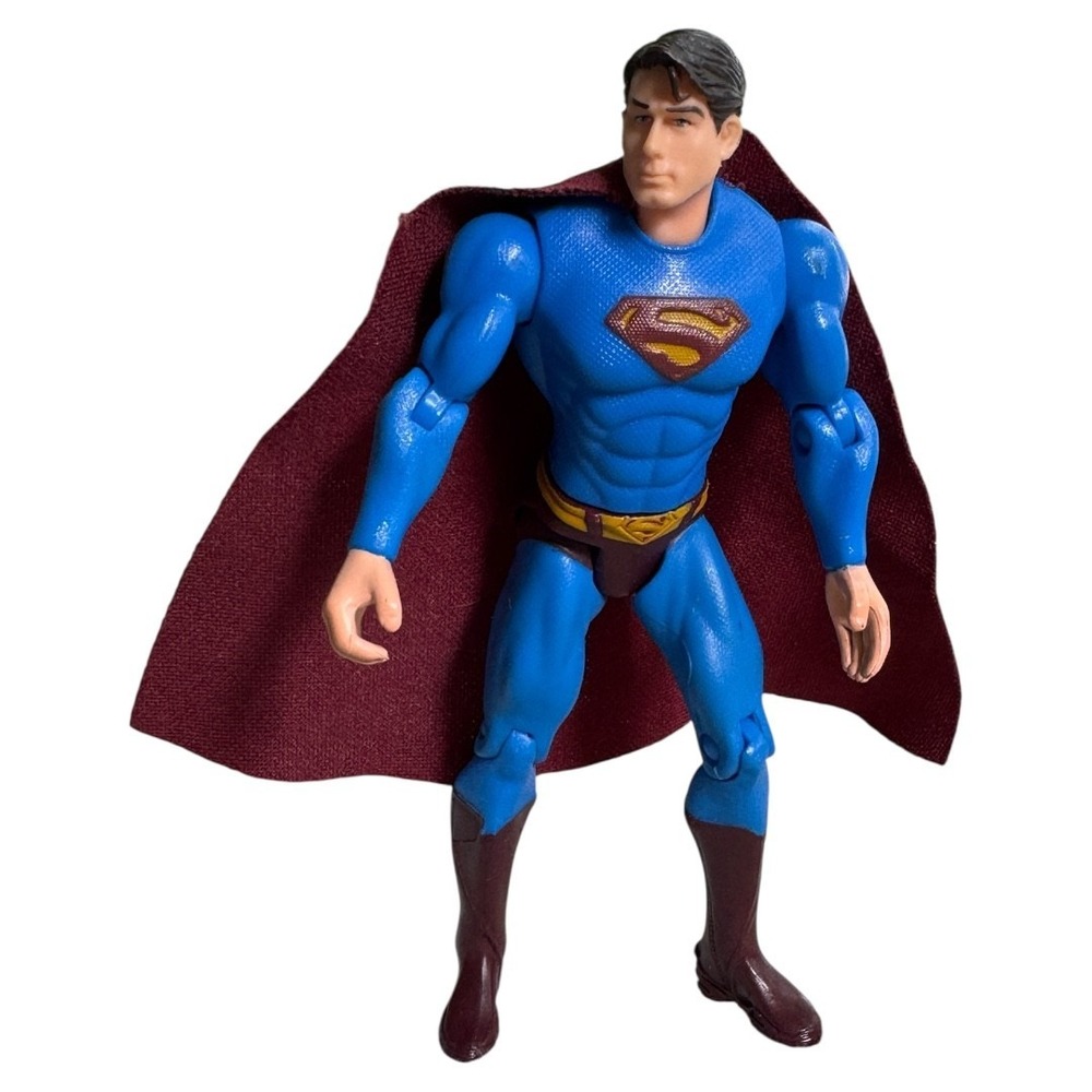 Superman Returns Action Figure J2082 With Cape 2006 DC Comics euc